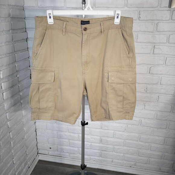 Levi Strauss & Co. Men's Size 36 Zipper & Button Closure Cargo Shorts - Picture 1 of 16